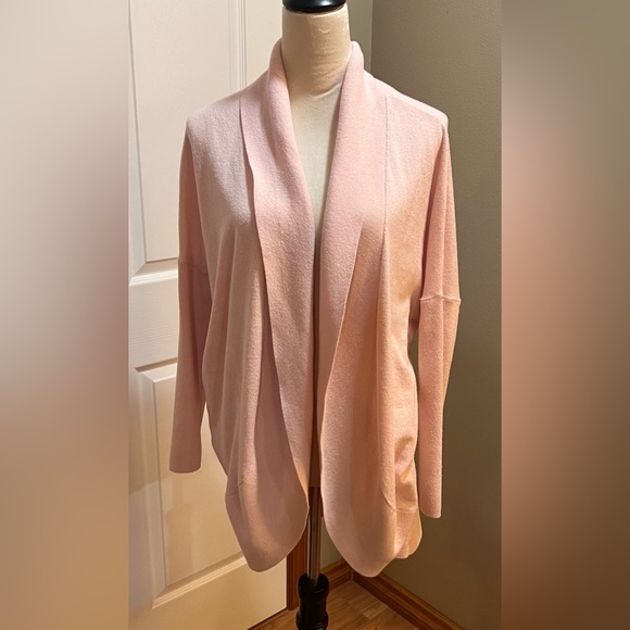 Lole Cozy Cardigan in Pink - Picture 2 of 9